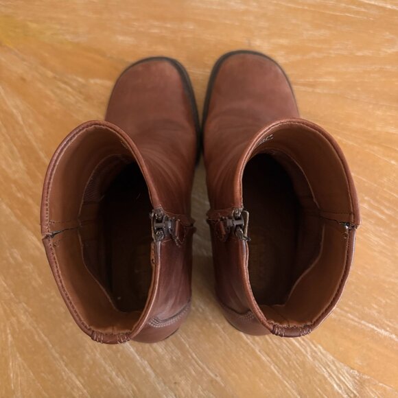 Timberland Genuine Leather Boots Block Heel Booties Distressed Tan Brown 7.5 - Picture 8 of 12